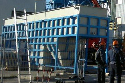 FABRICATION ET STRUCTURE DE MONTAGE DE L'USINE DE TRAITEMENT DE L'EAU ET DU RÉSERVOIR DE SODA DANS LA CENTRALE THERMIQUE LITORALE D'ENDESA