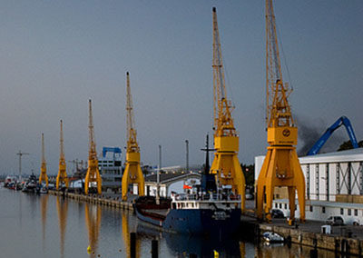 Assembly of mineral loading bay and ecological hopper Puerto de Huelva